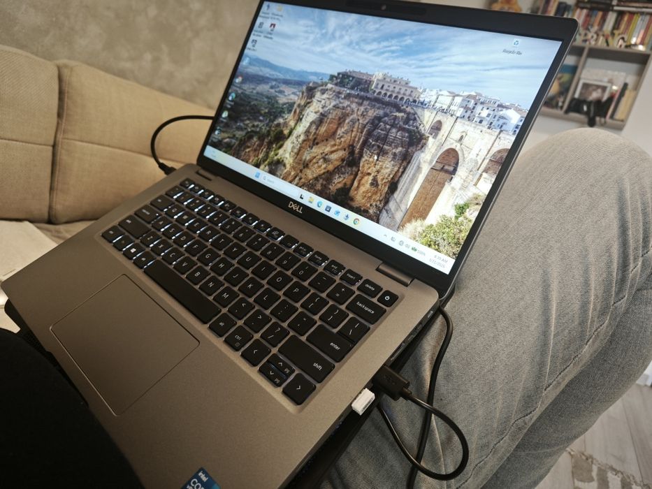 Dell Latitude 5420 | i5 Gen 11 | 32GB RAM | 512GB SSD NVMe | Stare Exc