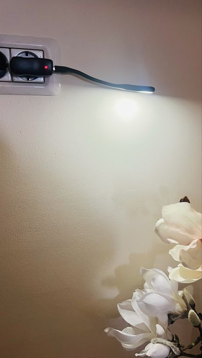 Lampa de veghe cu led
