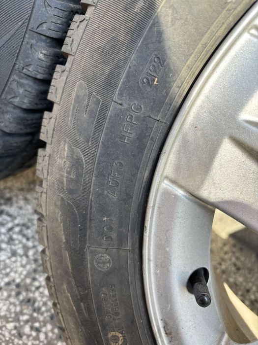 Гуми с джанти 15