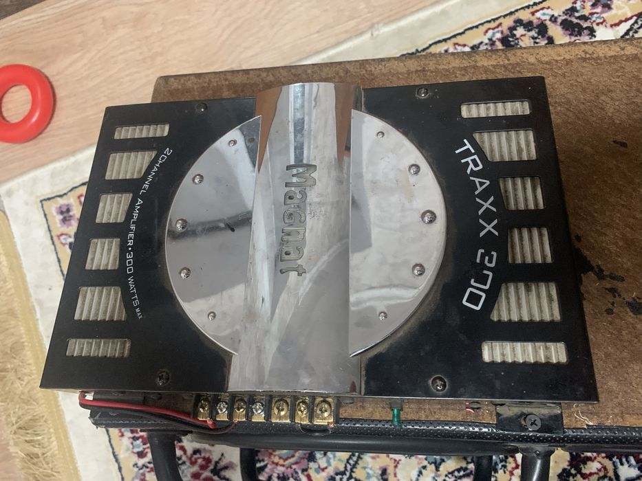 Продам Сабвуфер с Усилителем