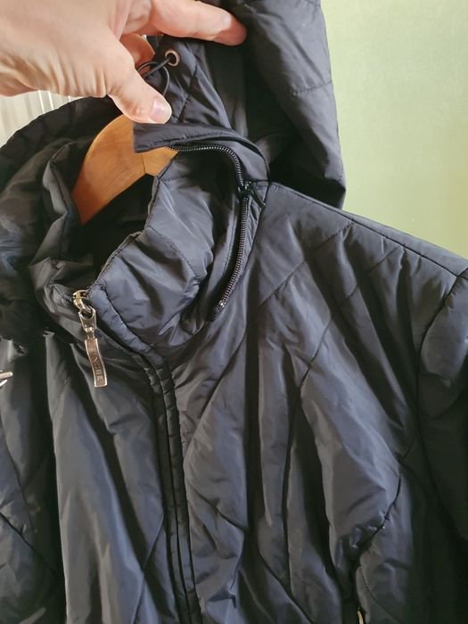 Куртка,за 2000 тенге