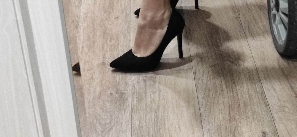 Продаю ИДЕАЛЬНЫЕ туфли-лодочки 36 размера