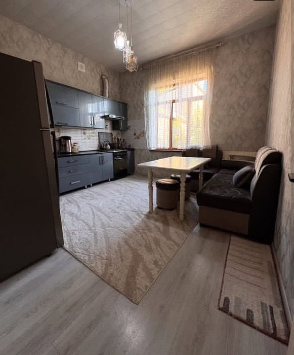 СРОЧНО!!! Продается Назарбек Харакат 3,3 сотих 4 та хона+1 та холл