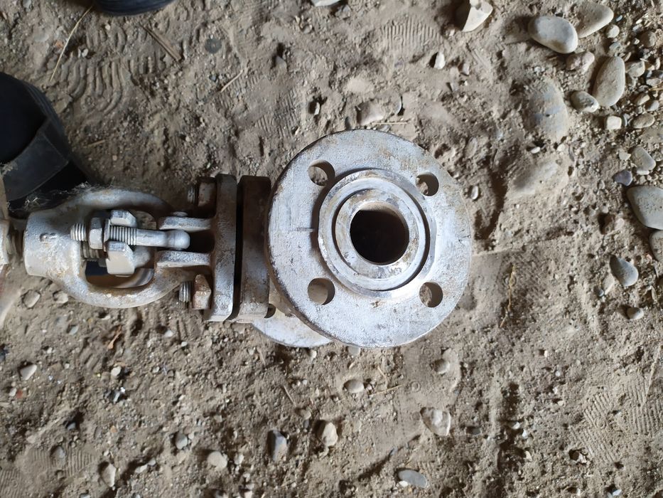 Кран компенсатор водяной