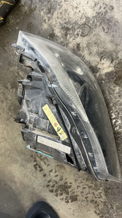 Фарове BMW e90 2005