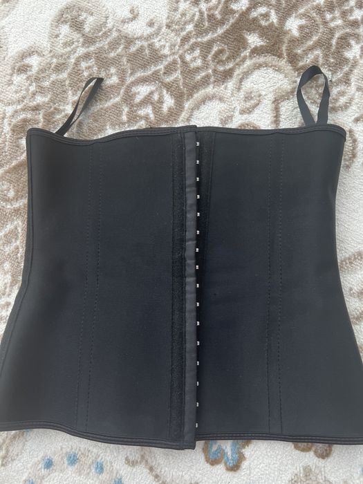 Корсет латексный