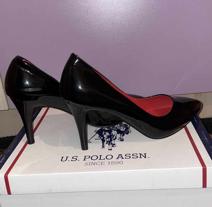 Туфли лодочка лакированная