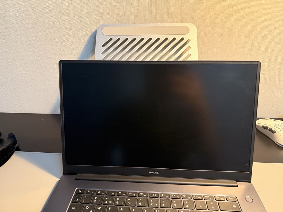 Huawei matebook d15