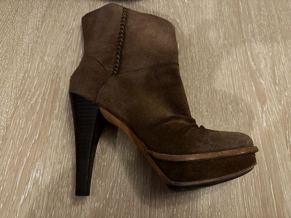 Cizme/ghete ugg cu toc