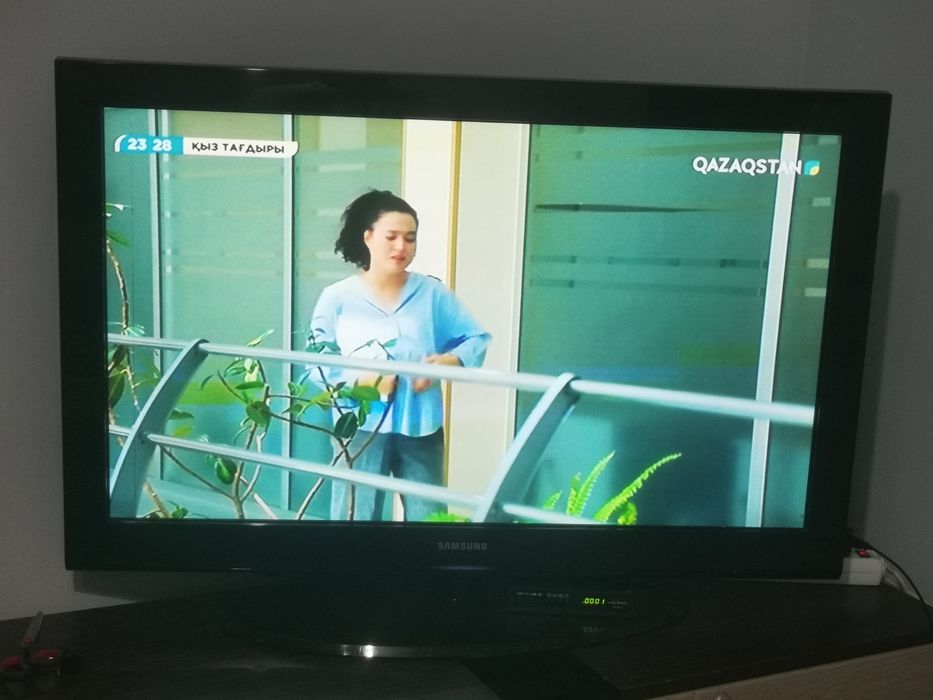 Телевизор самсунг