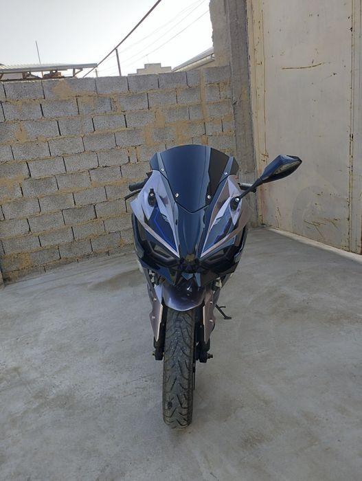 Kavasaki H2 mototsikl