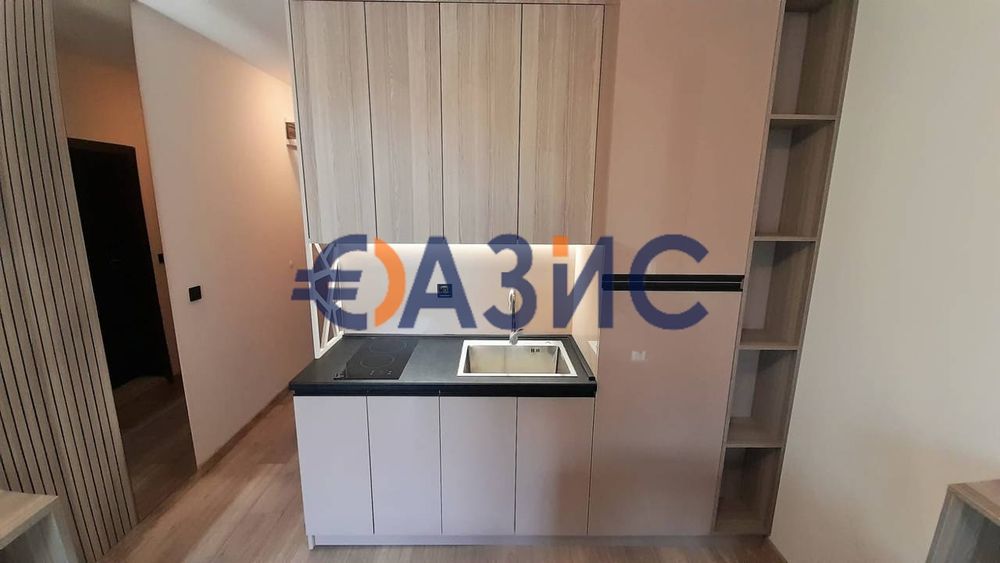 Продава се Едностаен апартамент в Свети Влас - 35 кв.м за 1672 €/кв.м - Снимка #8