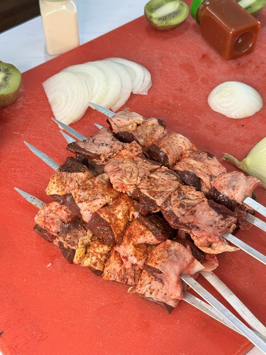 Шашлык в сыром и жаренном в ввиде
