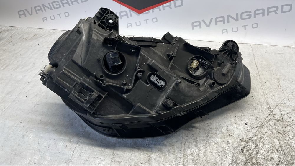 Ляв и десен фар Audi A3 2013-