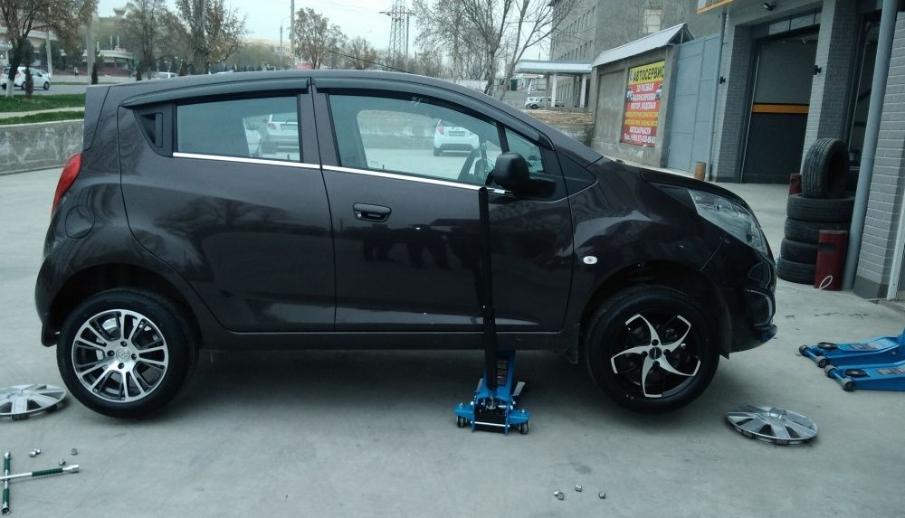 Диски с шинами R15 для Спарк, Нексия-1,2,3,