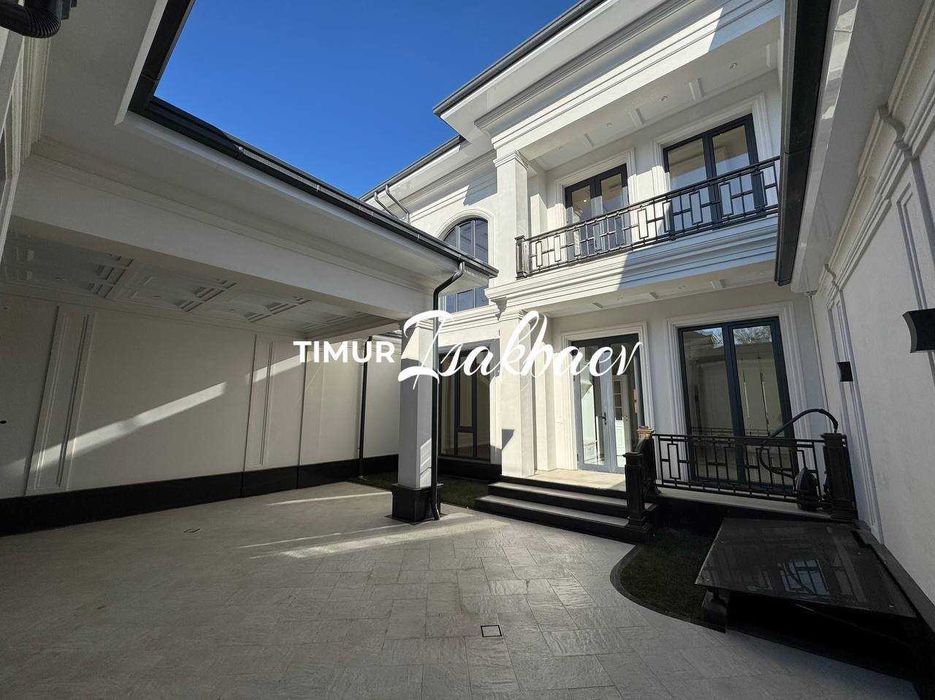 Продам ЕвроДом Центр Луначарского 3,2 сотки