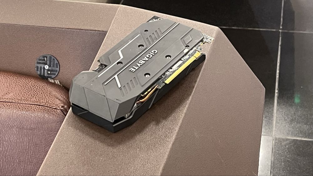 gtx 1660 super с дефектом