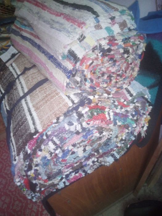 Carpete de perete,covor iuta si cerga, mileuri f vechi lucrate manual.