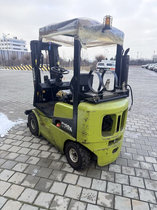 Газокар Clark CGP 16