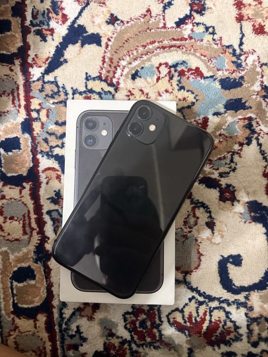 Айфон 11 в черном цвете