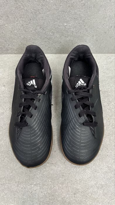 Детски Adidas Predator 32