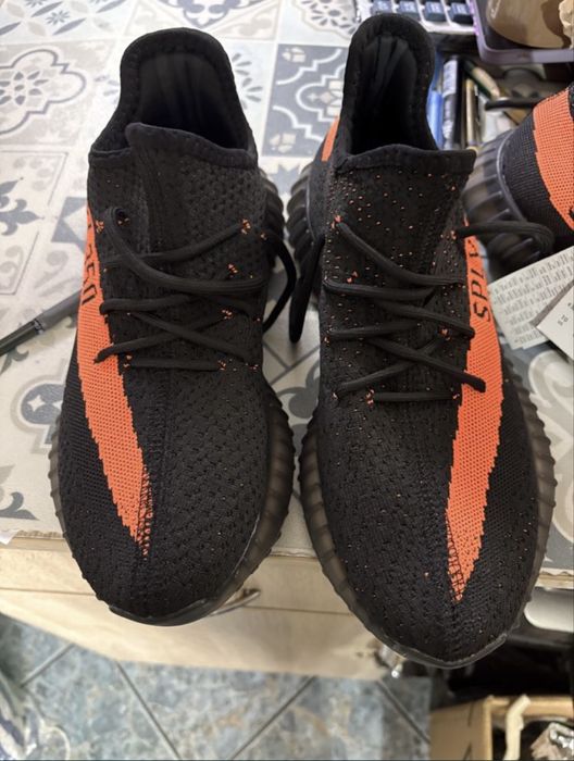 vand adidasi yeezy slides 350