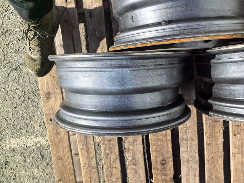 15 цола 5 х 118 мм Пежо / Ситроен / Фиат / Ивеко / Опел - 6 Инча/ЕТ 68