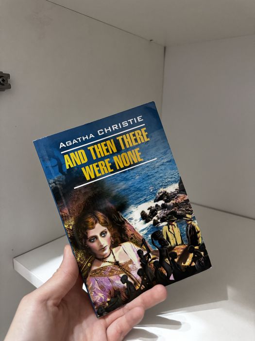 Продам книги по 500