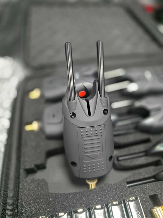 Сигнализатори за риболов комплект FL JY-7 6+1