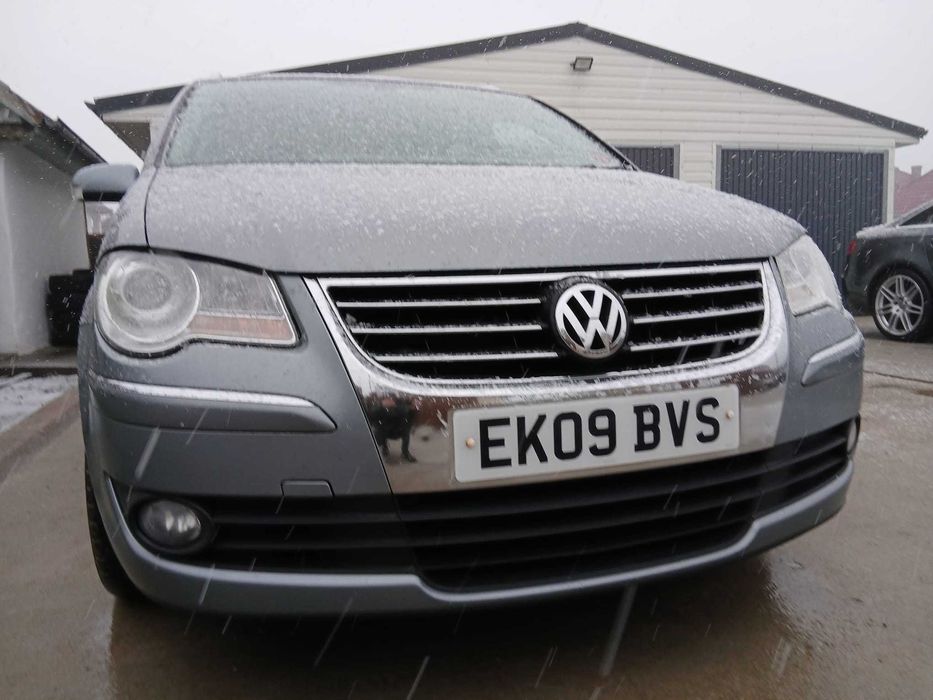 Bara fata - Orice Piesa Volkswagen Touran T1 FACELIFT 2.0 tdi BMM LR7N