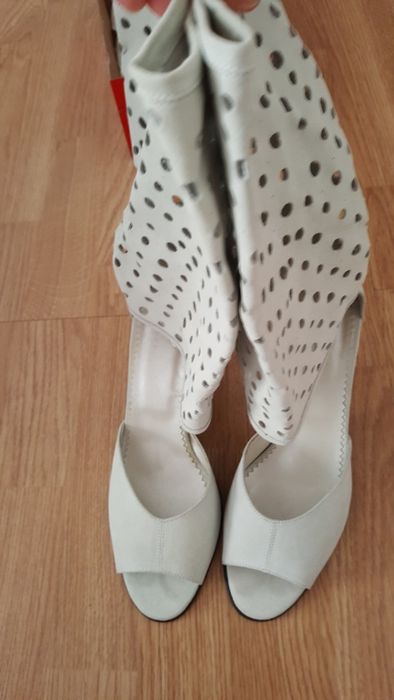 Vand cisme piele intoarsa noi Comart masura 37