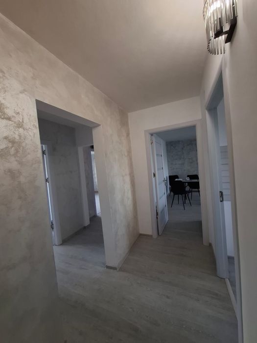 Proprietar vând apartament 3 camere decomandat