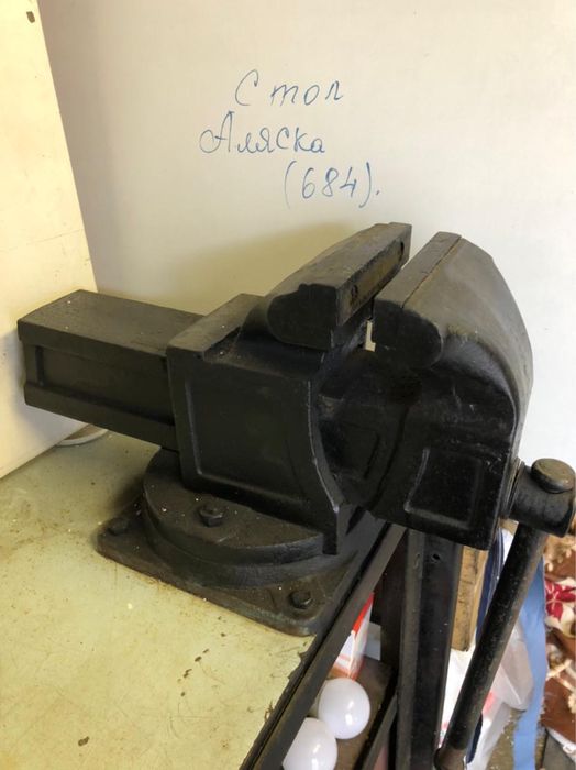 Продам Тиски Слесарные