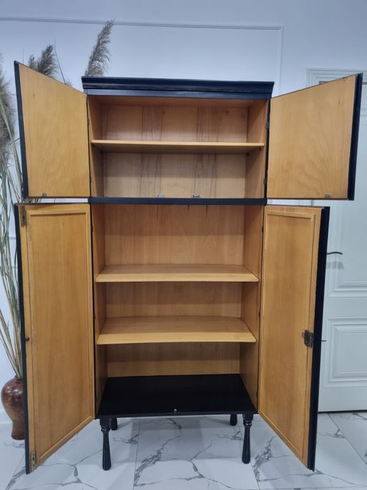 Интерьерный Шкаф -Винтаж