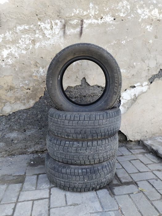Продам шины Р14.