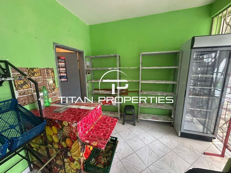 Дава се под наем Магазин в Бургас, Славейков - 30 кв.м за 248.88 € - Снимка #1