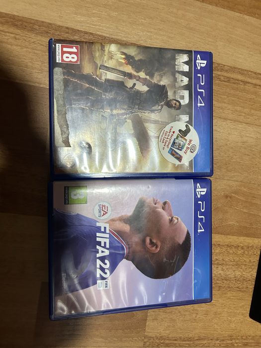 Vand ps4 pro cu 2 controllere