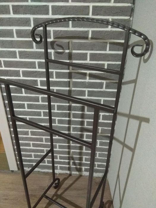 Вешалка напольная