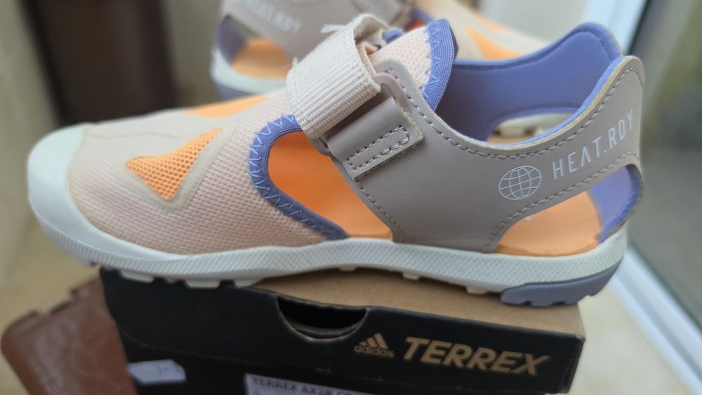 Adidas Terrex 32