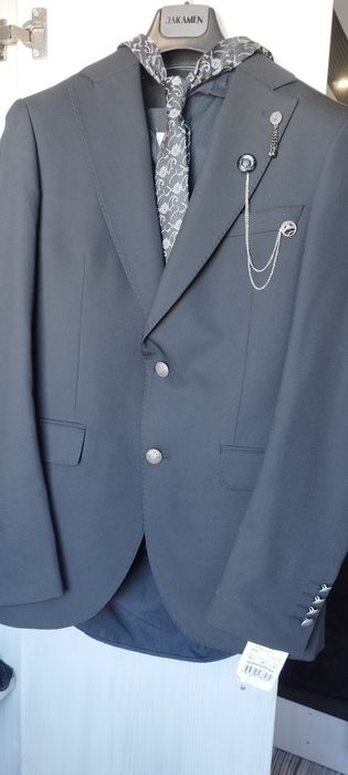 Балски Мъжки костюм,черен на цвят,памук.