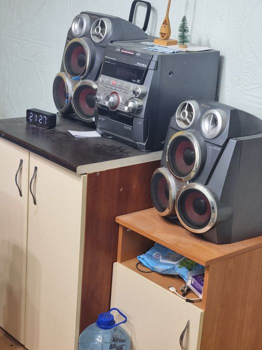 Продам музыкальный центр