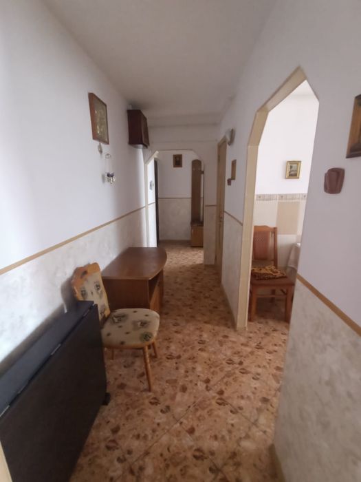 Vand apartament 3 camere negociabil