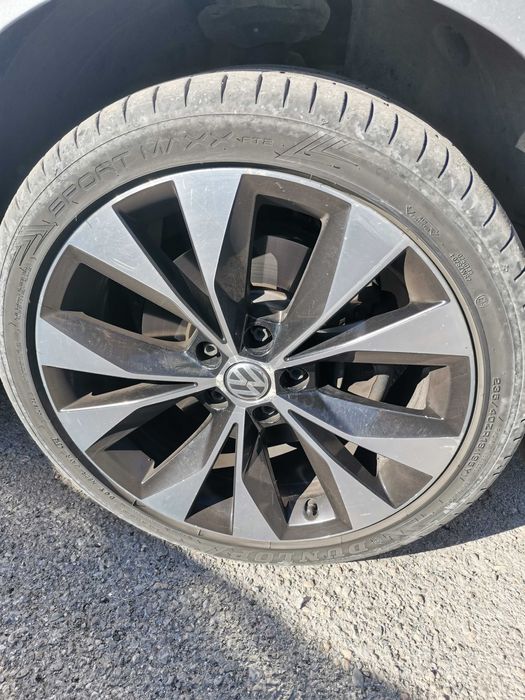 Летни гуми  Dunlop Maxx RT2-235х40х18