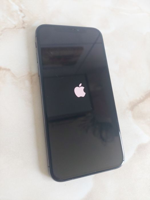 [X] Vând Apple iPhone X de 64GB, Neverlocked [impecabil] //poze reale