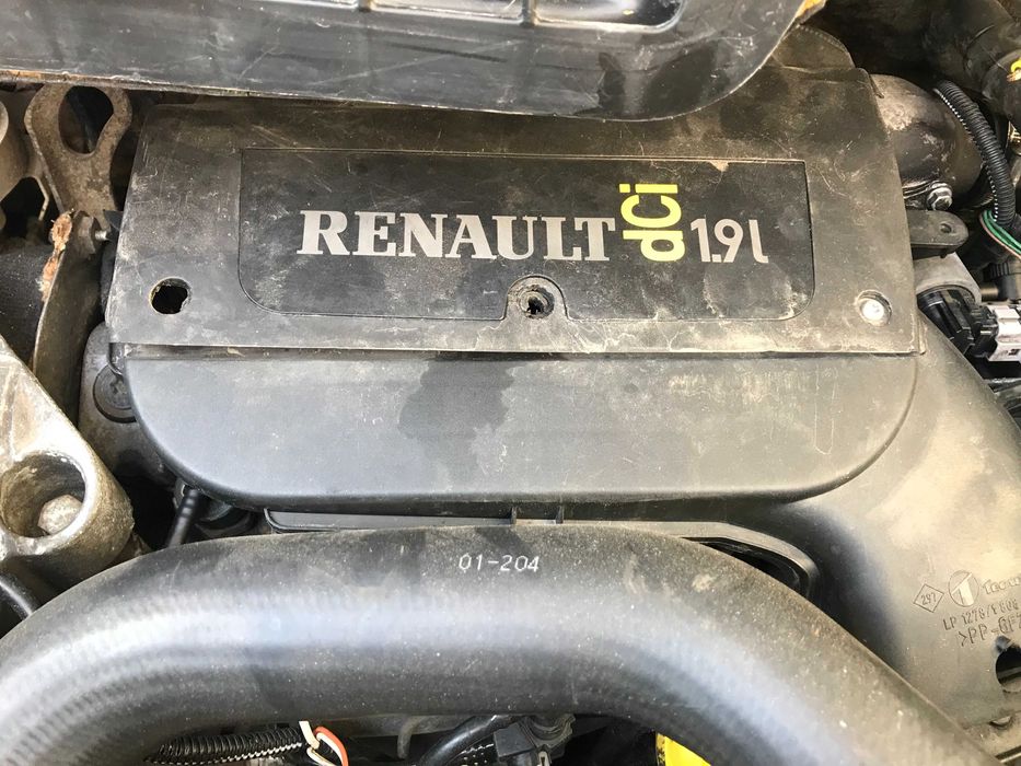 DEZMEMBREZ PIESE Renault TRAFIC VAN 1.9 dci 80 cp si 102 cp tip F9Q 2003 Opel VIVARO