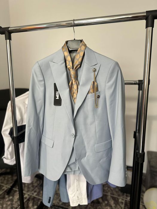 Costum elegant complet bărbătesc, NOU, etichetă + accesorii M-L. MEN