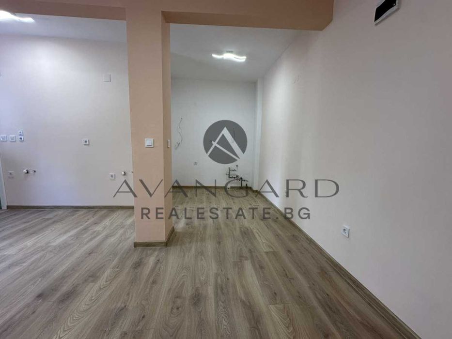 оф.23791 Търговско помещение/ Кършияка