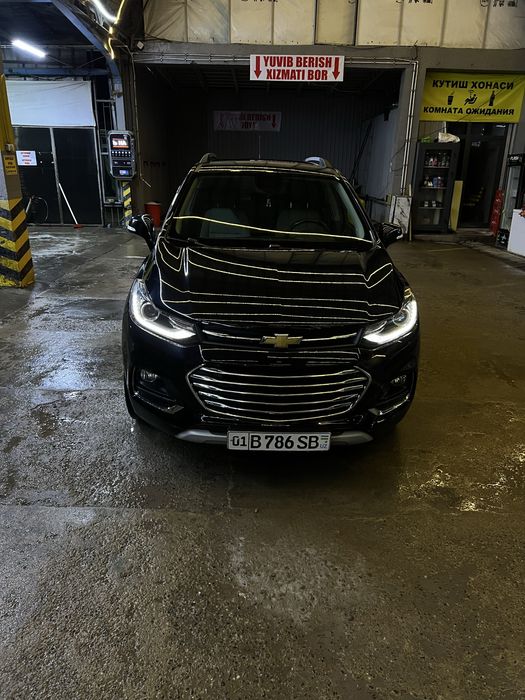 Tracker 1 Primer Srochna Sotvoman !!