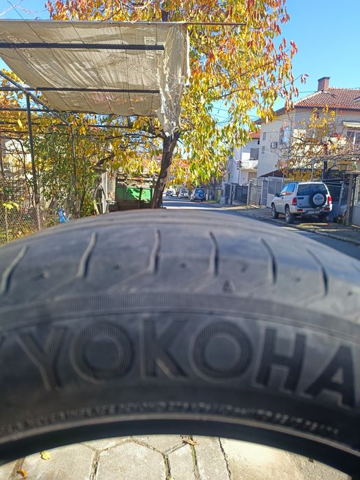 Yokohama AdvanSport 235/55 R18
