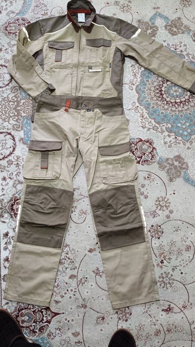 Роба. Костюм. Спецодежда.